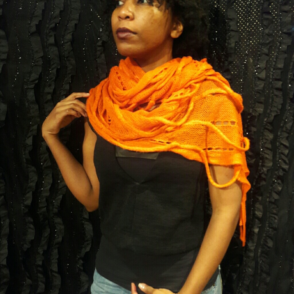 Scarf - Picture 4 of 5